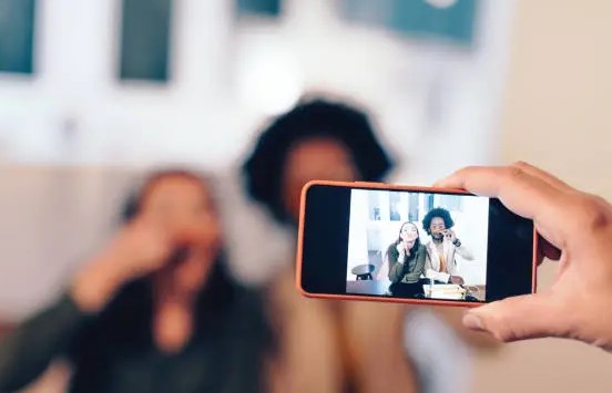 Cara Menyimpan Instagram Story atau Snapgram dengan Mudah